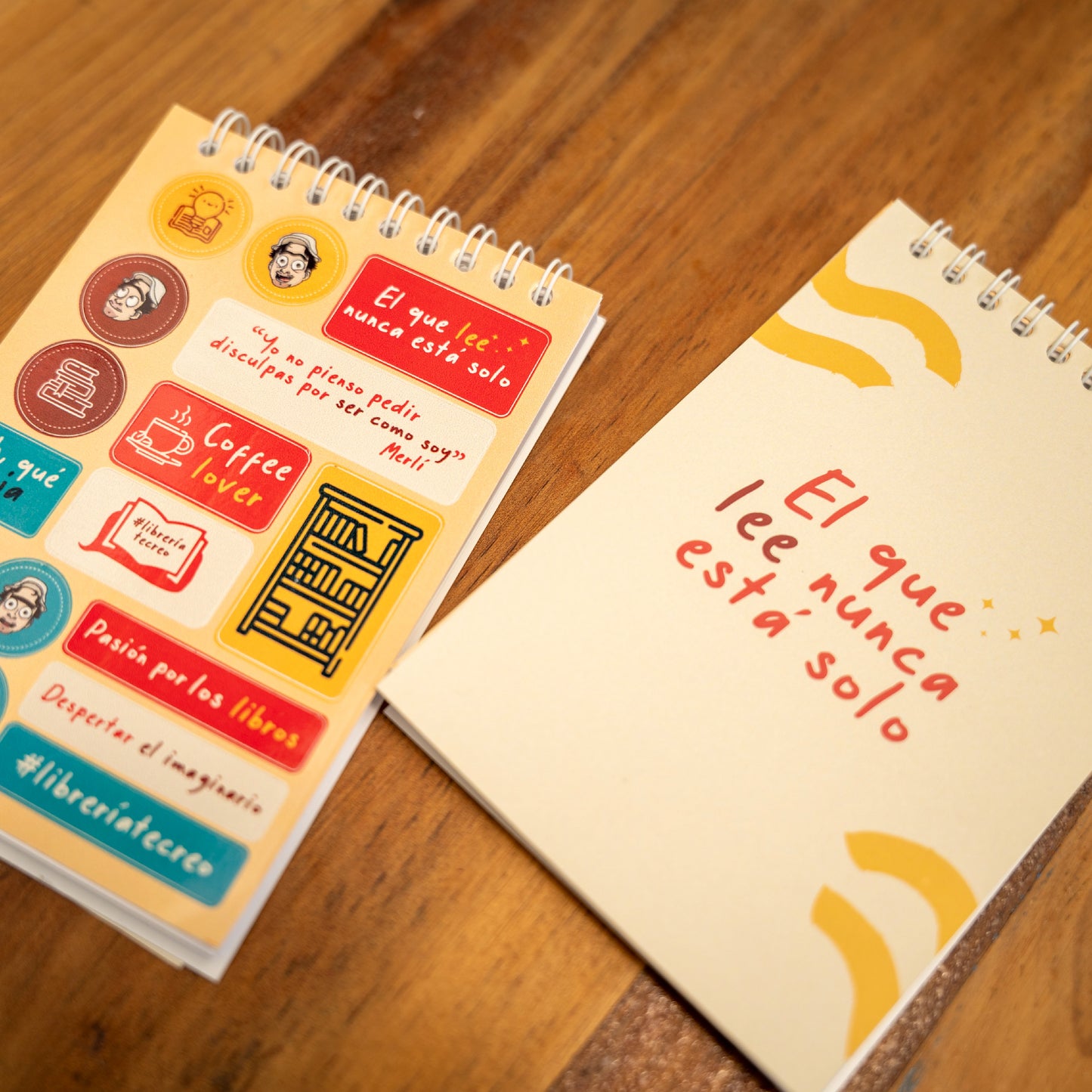 Libreta literaria con stickers